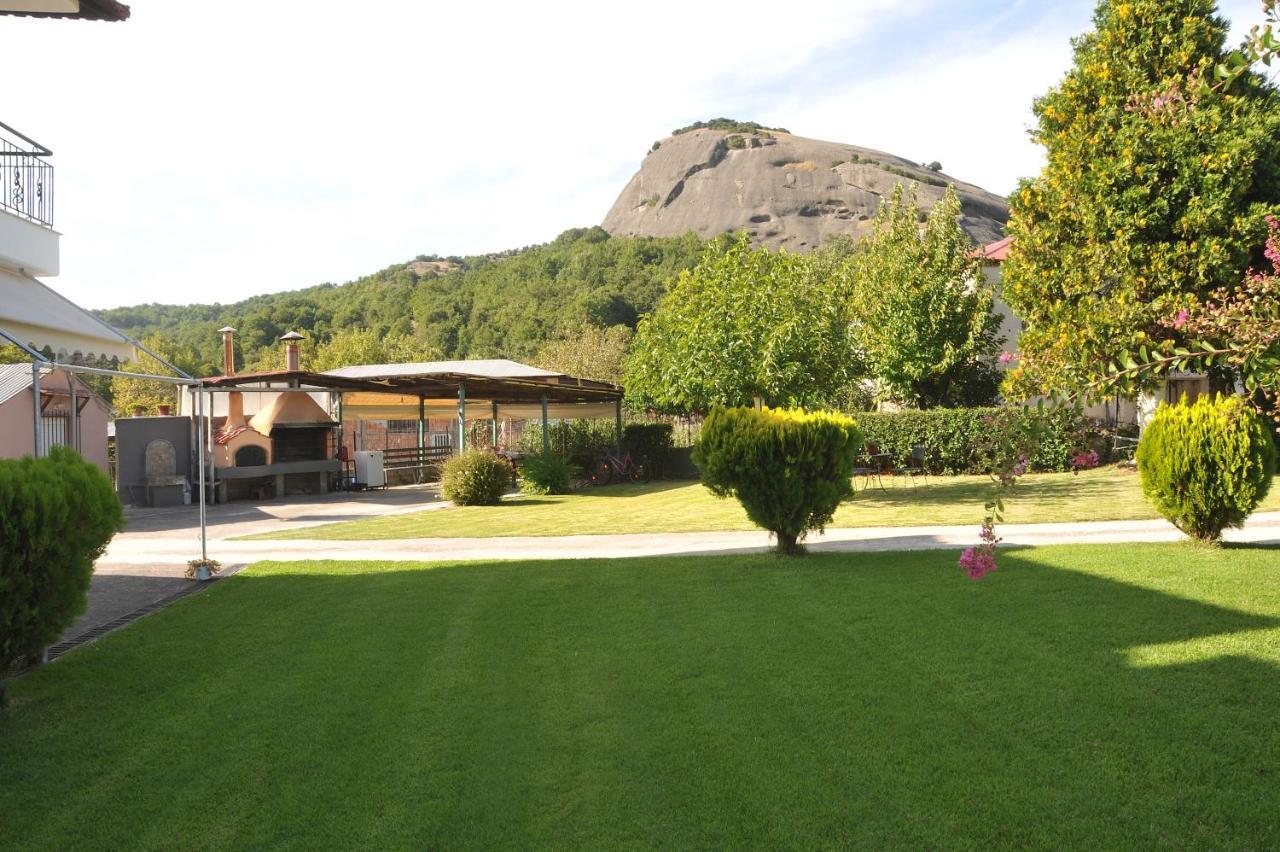 The Other Side Of Meteora With Lush Garden, Bbq & Pavillion Kalambaka Exterior photo