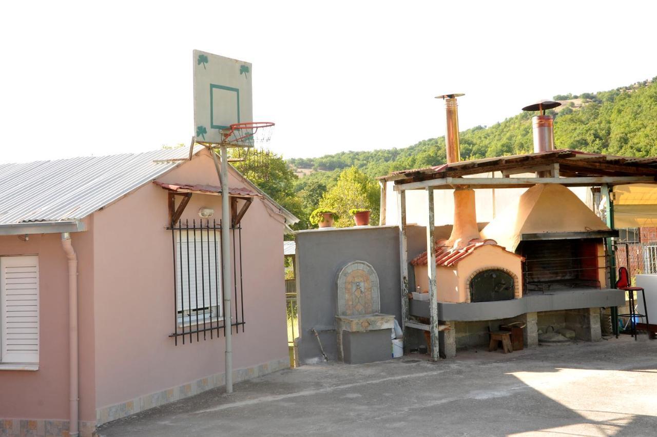 The Other Side Of Meteora With Lush Garden, Bbq & Pavillion Kalambaka Exterior photo